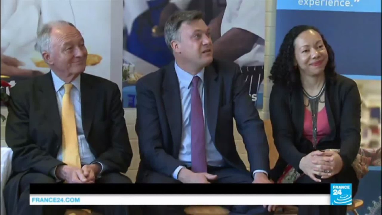 UK's Labour suspends Livingstone: Former Mayor of London suspended over comments