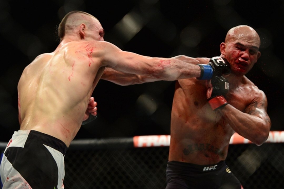 Лучший бой 2015 года Robbie Lawler VS Rory MacDonald 2