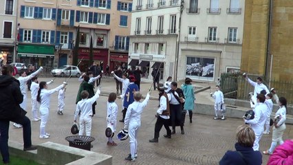 AER42 Escrime Spectacle - Flash Mob Noel 2014