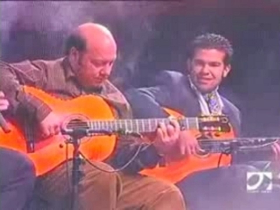 VIEJOS GITANOS por buleria de juerga (festival jerez 2005)