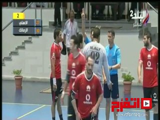 اتفرج | الدقائق الحاسمة في فوز الزمالك على الأهلي بكأس اليد