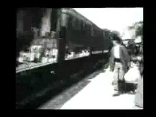 BONUS _ L'Arrivée d'un train à La Ciotat (tourné en 1895)