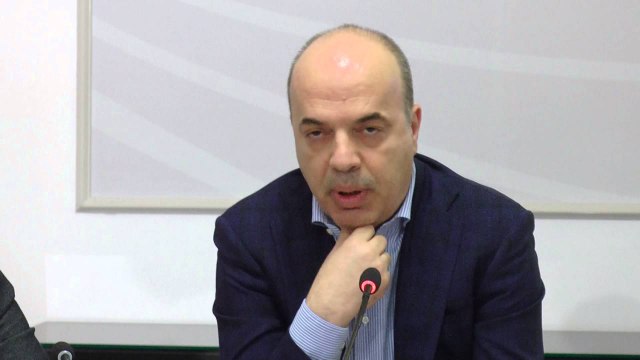 Report TV - Çela: Ulen humbjet në rrjet, për herë të parë kemi rënie të konsumit