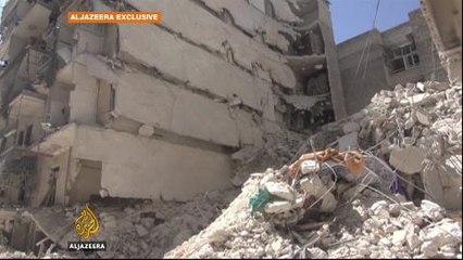 Aleppo: New aerial bombing hit medical facility