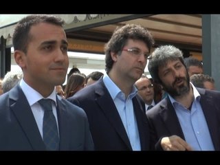 Napoli - M5S, Brambilla presenta la sua lista (27.04.16)