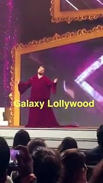 Ahmad Ali Butt Making Fun Of Taher Shah In ARY Awards 2016