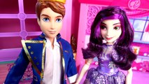 Disney Descendant Dolls Ben son of Beauty and the Beast & Mal daughter of Maleficent Unbox