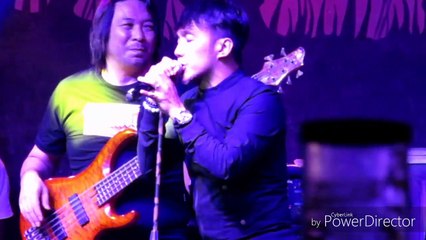 Arnel Pineda LIVE at Cowboy Grill Mabini street Manila!