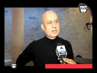 Veteran Bollywood actor Anupam Kher has slammed the directors, who returned their National