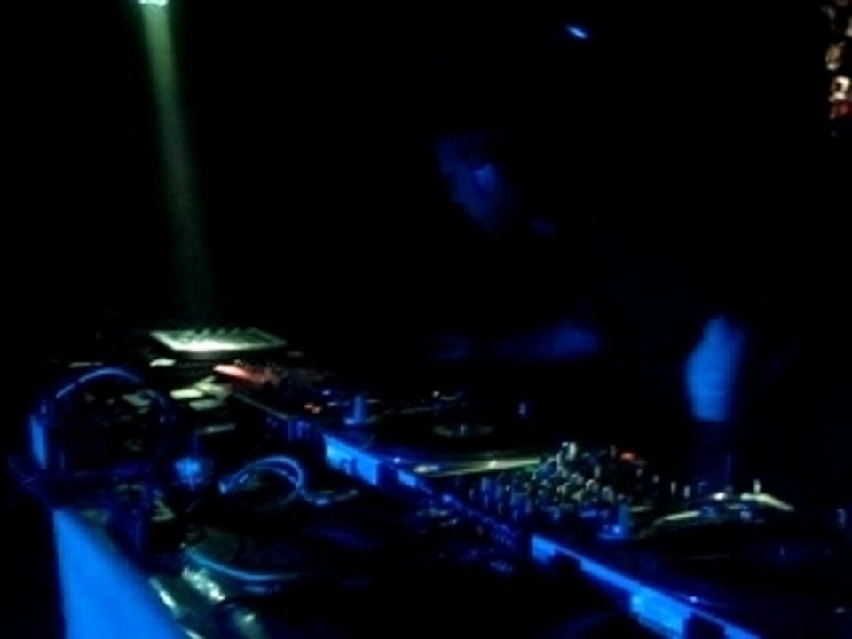 RadioActiv Man @ Batofar