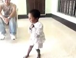 Awesome Baby Singer Pakistani little Boy Is Singing Song Funny video mp4