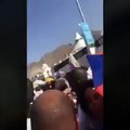 فيديو من بداية حادثة التدافع في منى والتي كان سببها عدم الاقتياد للتوجيهات وعكس الاتجاة من