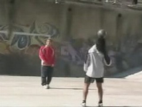 ronaldinho vs inamoto freestyle football