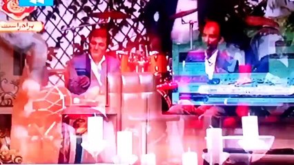 Amir Liaquat doing parody of Sartaj Aziz and Sushma Swaraj