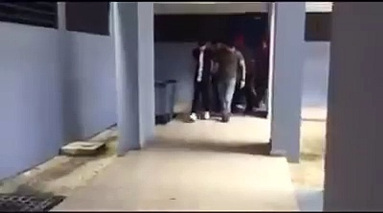 Momentos que llega Anuel AA arrestado al Cuartel de la Policía de PR
