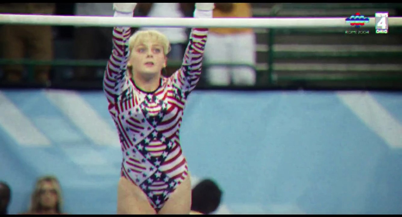 The Bronze Red Band Teaser TRAILER 1 (2015) - Melissa Rauch, Gary Cole Movie HD