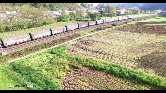 TRAINSPOTTING (VOL. 424).Trenes renfe. Música: Mr Johnson (Jain).