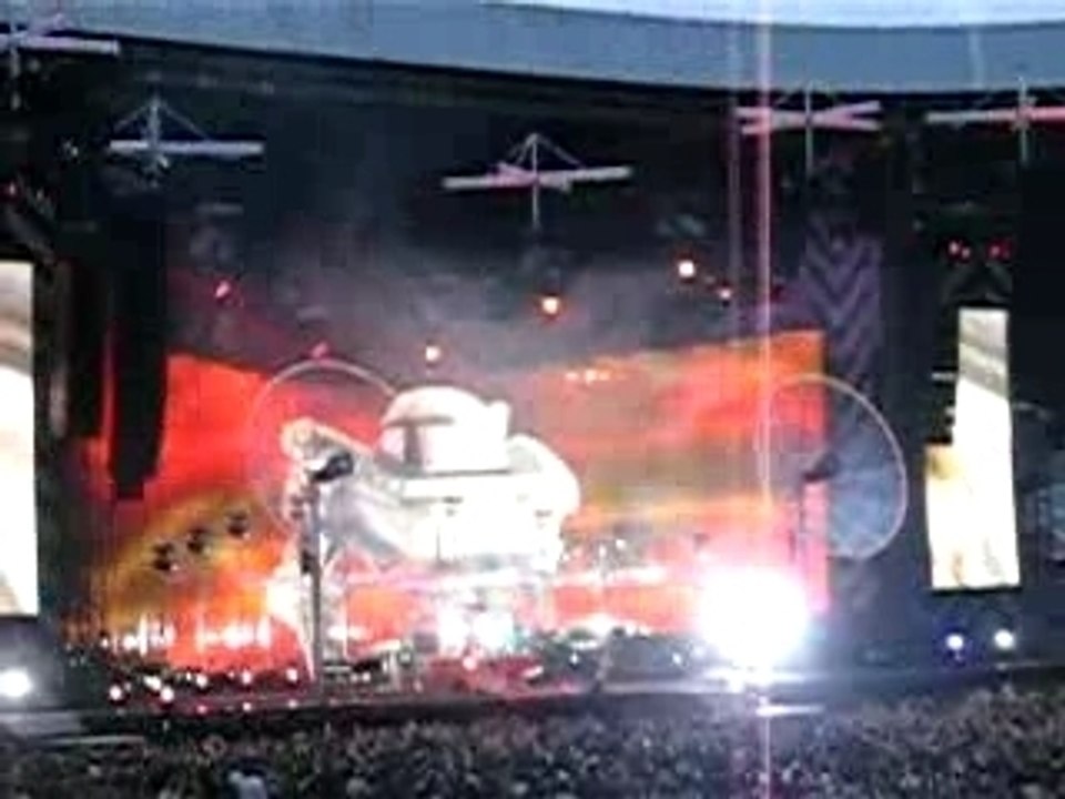 MUSE Supermassive Blackhole 23Juin2007 Parc des Princes