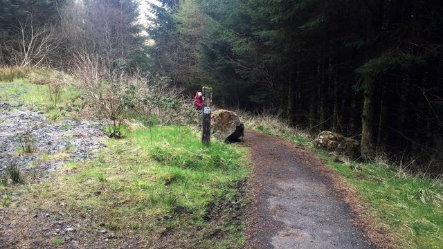 CYCLING TAFF TRAIL FROM CEFN COED Y CYMER MERTHYR TO BRECON TOWN LOOP