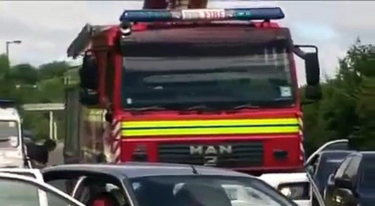 Sicurezza stradale Sms alla guida, il video shock della polizia inglese