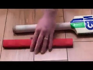 Easy way to change the grip on a cricket bat without a cone. Watch and share with your friends.