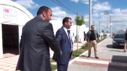 TBMM Mülteci Hakları Alt Komisyon Üyeleri, Sığınmacıların Barındığı Çadır Kentte