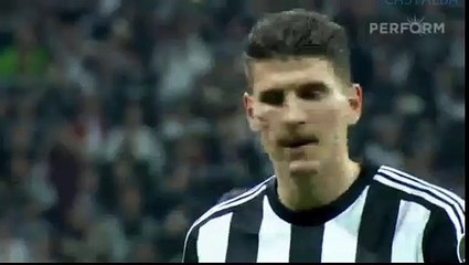 Gomez Lost Penallty--(3-0)  Besiktas vs Kayserispor (2016.04.30)