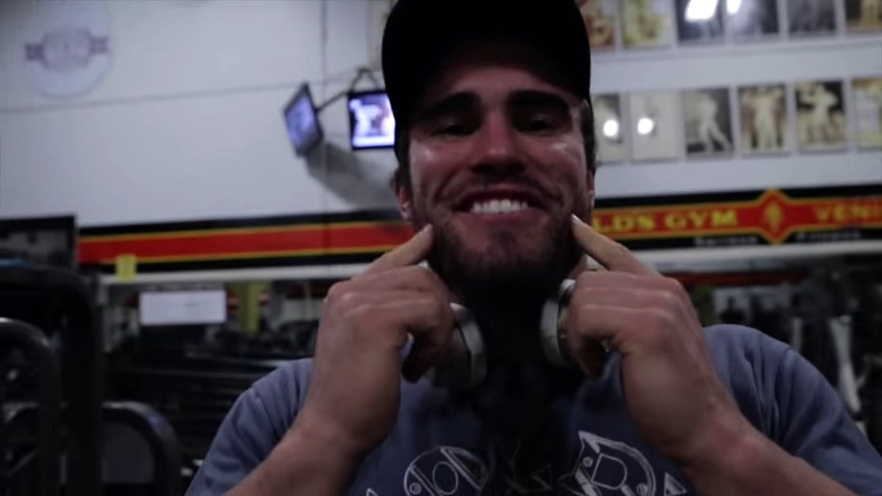 Chest workout with Calum von Moger