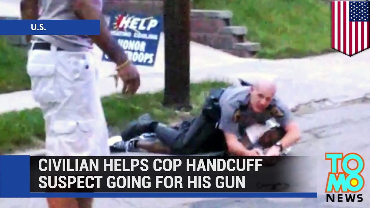 Civilian hero risks life to save cop fighting suspect resisting arrest in Cincinnati - TomoNews