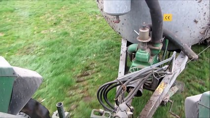 John Deere 6810 met Roelama 12 000 L