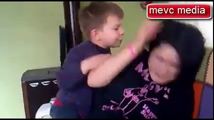 Ablasını tokatlayan çocuk herkes bunu konuşuyor