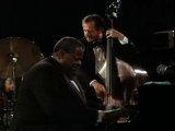 Oscar Peterson Trio - Cakewalk