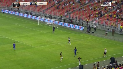 لقطة الامير رئيس نادي النصر في مباراة الاتحاد