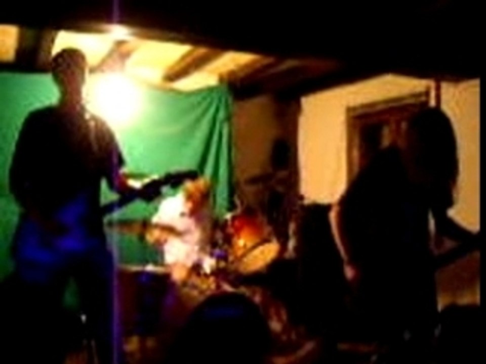 PHOIBE / paint it black ( somain 23 / 06 )