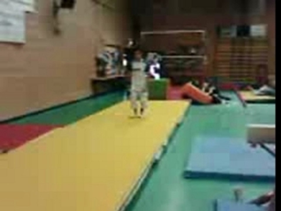 Salto arriere en courant