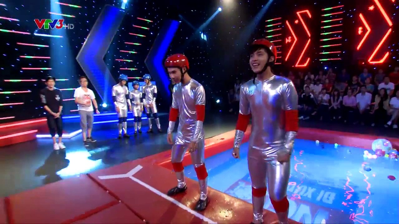 NGƯỜI ĐI XUYÊN TƯỜNG: TẬP 23 – VÒNG TƯỜNG ĐÔI – PO