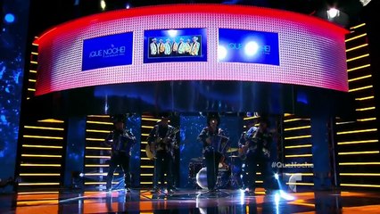 Los Huracanes [-d-e-l-] Norte cantan “Amarte es Hermoso” | Que Noche | [-T-e-l-e-m-u-n-d-o-]