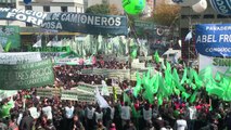 Argentines in mass protest against layoffs