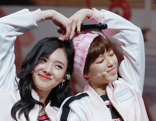 2YEON II - TWICE (트와이스 ) - NAYEON (임나연) & JEONGYEON (유정연) || fightingkathy