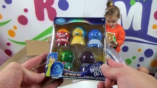 Посылка с игрушками Кошечка Мари и огроменный мармеладный медведь Box with toys Gummy Bear