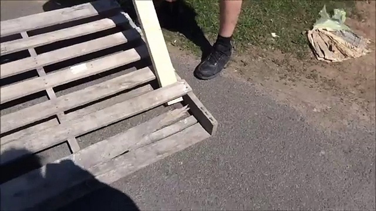 Removing wood from pallets cheap and easy for pallet projects