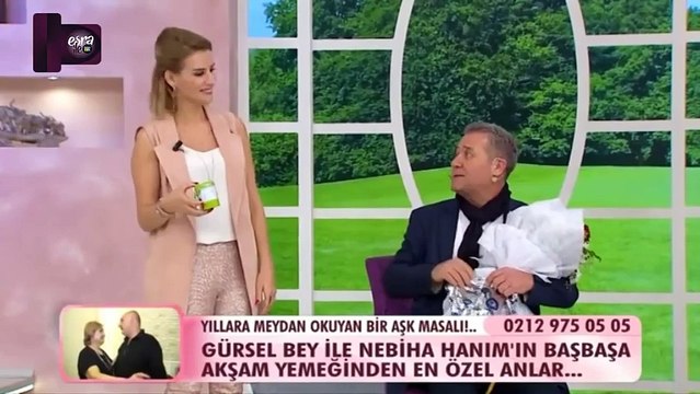 Gelin Adayı Paravan Açılır Açılmaz Öpücüğü Patlattı