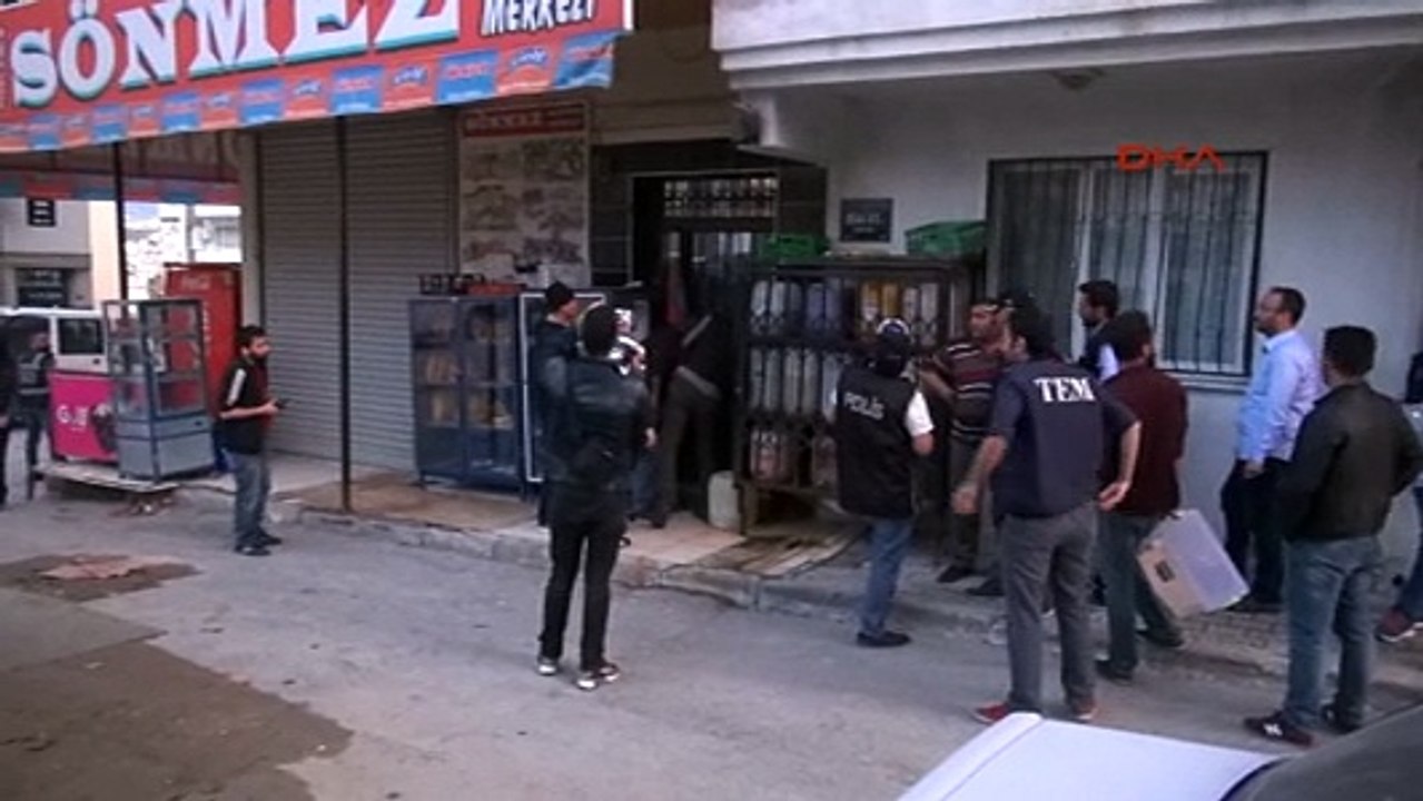 İzmir'de 1 Mayıs operasyonu 4 gözaltı