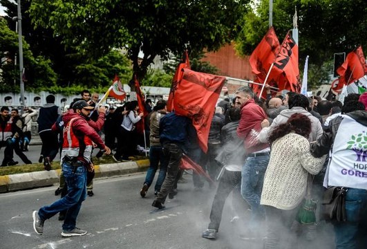 Bakırköy'de HDP'li gruba polis müdahalesi
