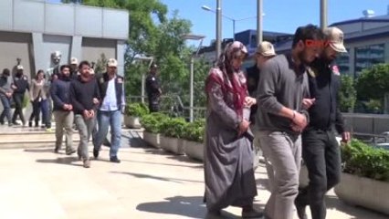 Bursa?daki Canlı Bomba Soruşturması Kapsamında Gözaltına Alınan 17 Şüpheli Adliyeye Sevk Edildi