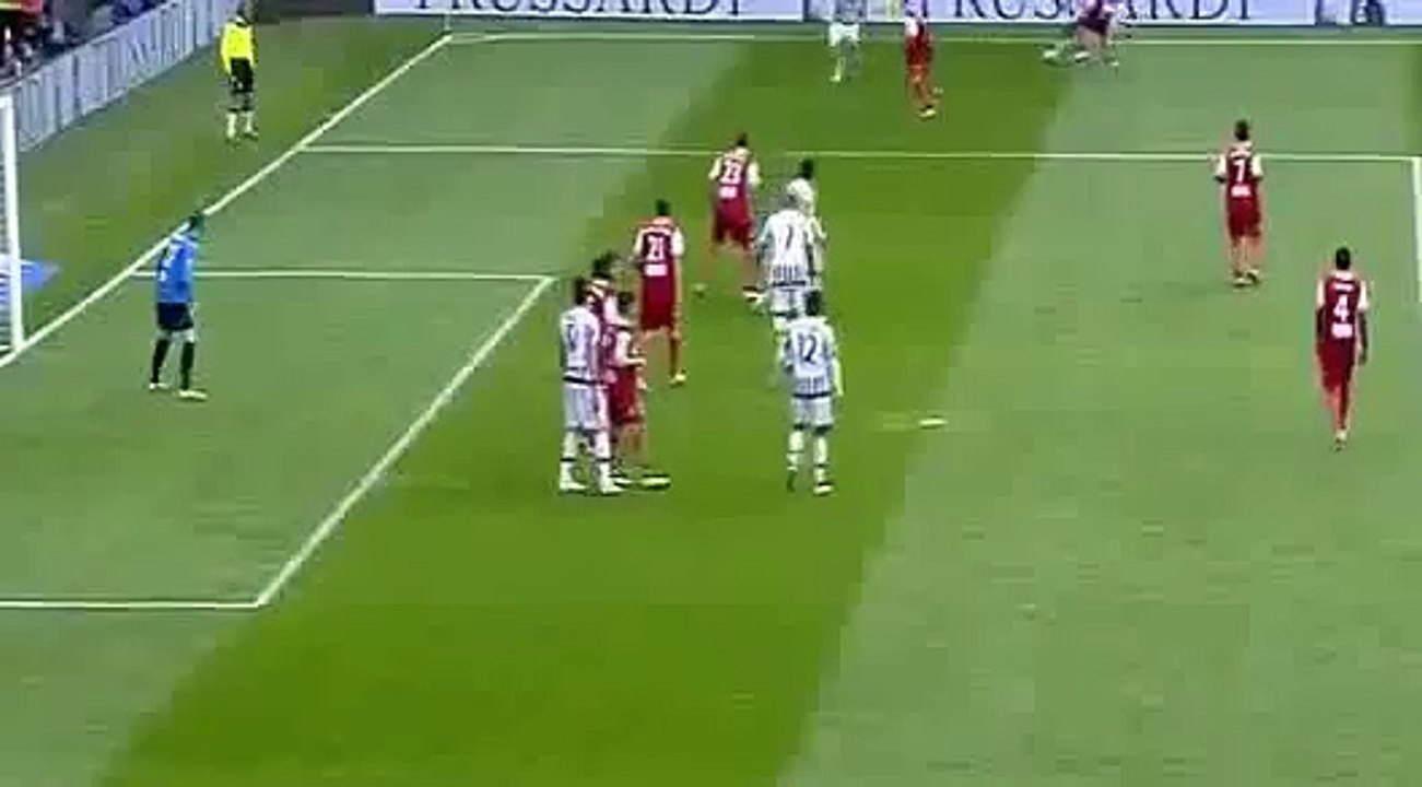 Zaza Goal - Juventus vs Carpi 2-0 (2016)