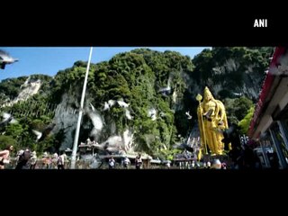 Superstar Rajni is old, mean and angry in  Kabali  teaser