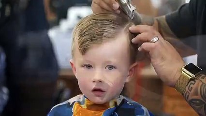 Có ai đợi em nó không? :))Share: Clip Xôn Xao