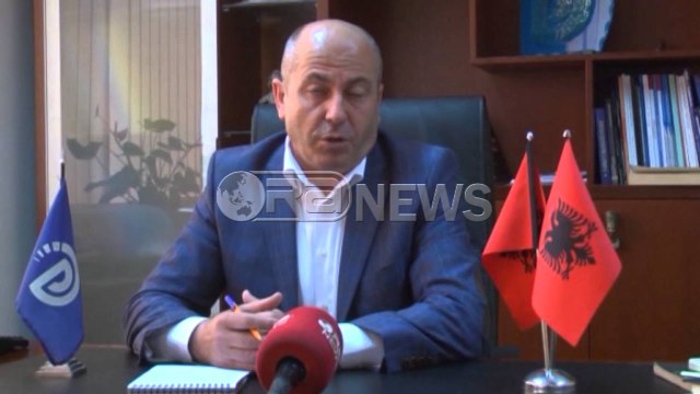 Stafa shpreh rezerva: Disa individë “zgjohen” pranë PD vetëm para zgjedhjeve- Ora News