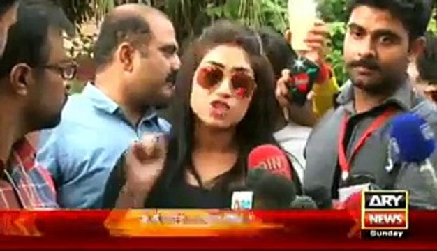 Qandeel Baloch arrives in Lahore to attend PTI Jalsa 1-5-16